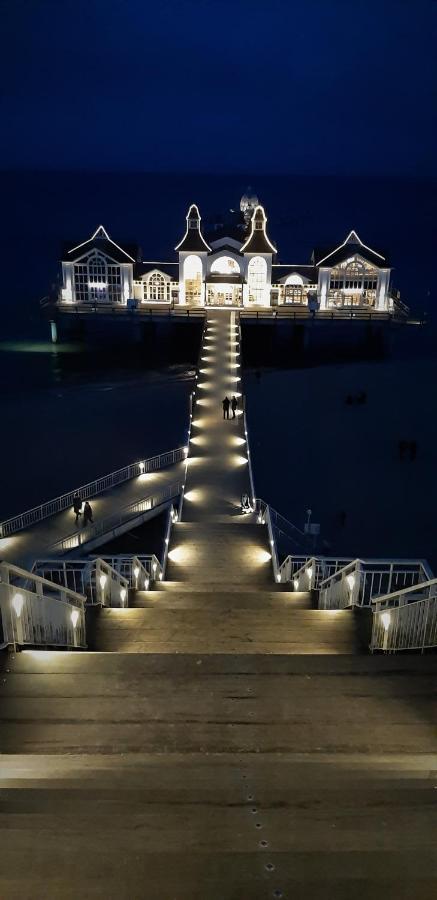 Eine Schoene 3-Zimmer-Wohnung Mit Ostsee-Zugang! ยูลิอุสรู ภายนอก รูปภาพ