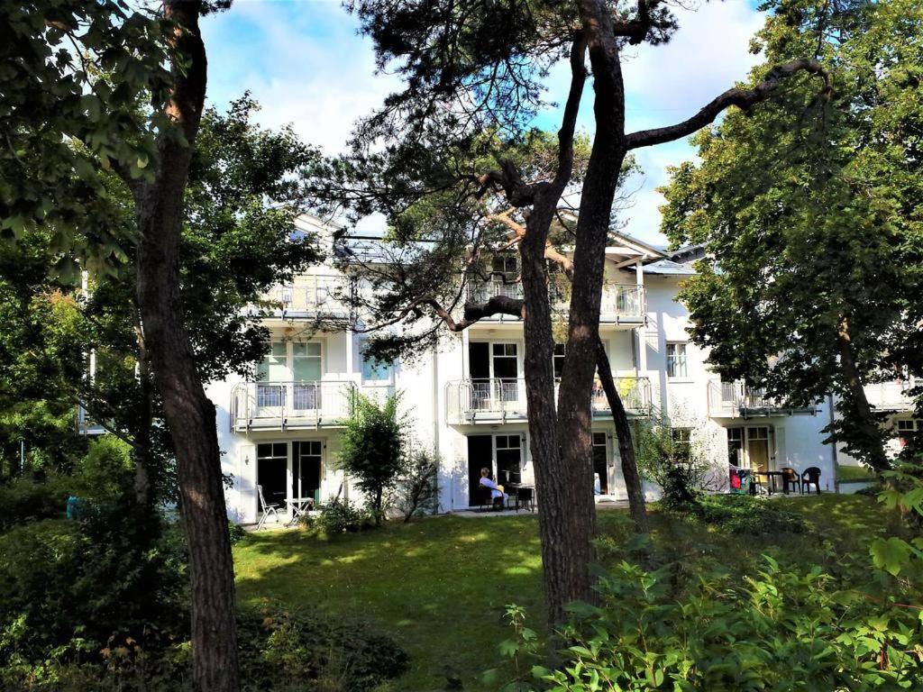 Eine Schoene 3-Zimmer-Wohnung Mit Ostsee-Zugang! ยูลิอุสรู ภายนอก รูปภาพ
